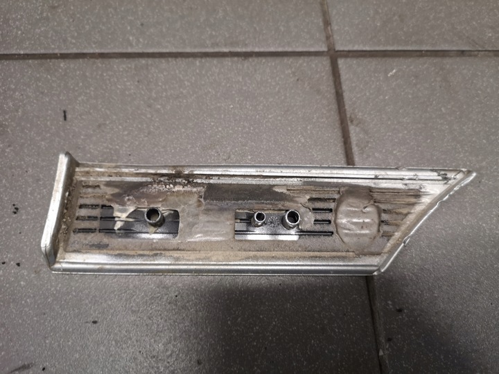 фото №6, Планка крыльев правые зад audi a3 8p 5d 8p4853700