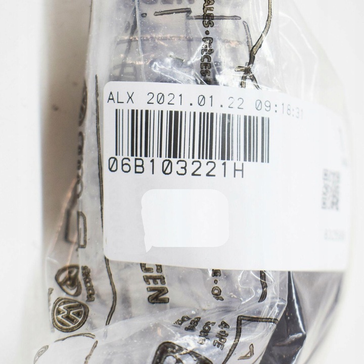 фото №15, Шланг вентиляційний vag audi a4 passat оригінальний 06b103221h