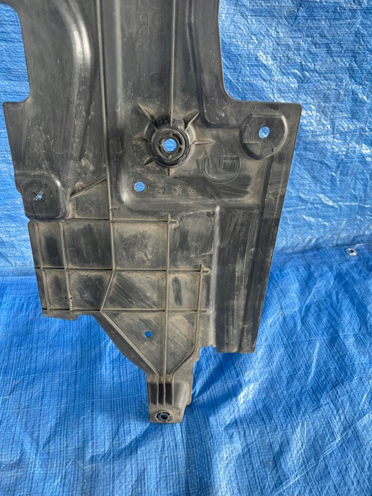 фото №12, Захист нижня ліва renault megane v e-tech 748159614r