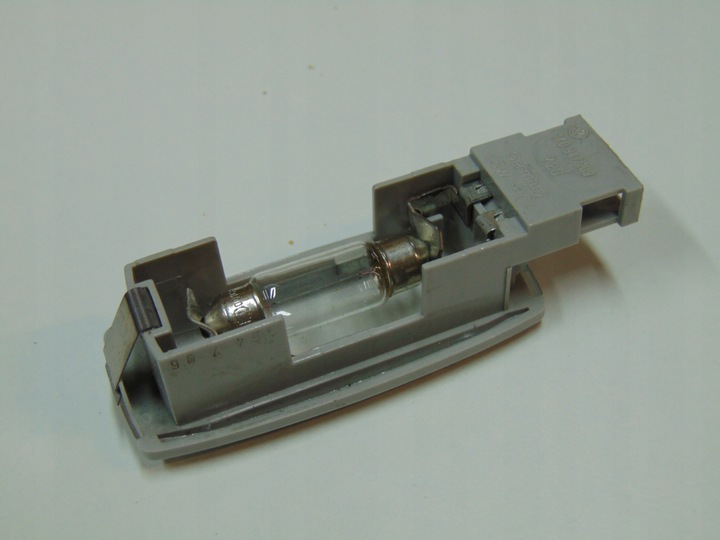 фото №4, Лампа освітлення кабіни vw golf v 1k0947109