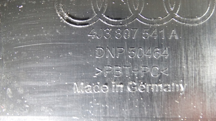 фото №11, Audi e-tron gt спойлер нижній накладка бампера перед 4j3807541a