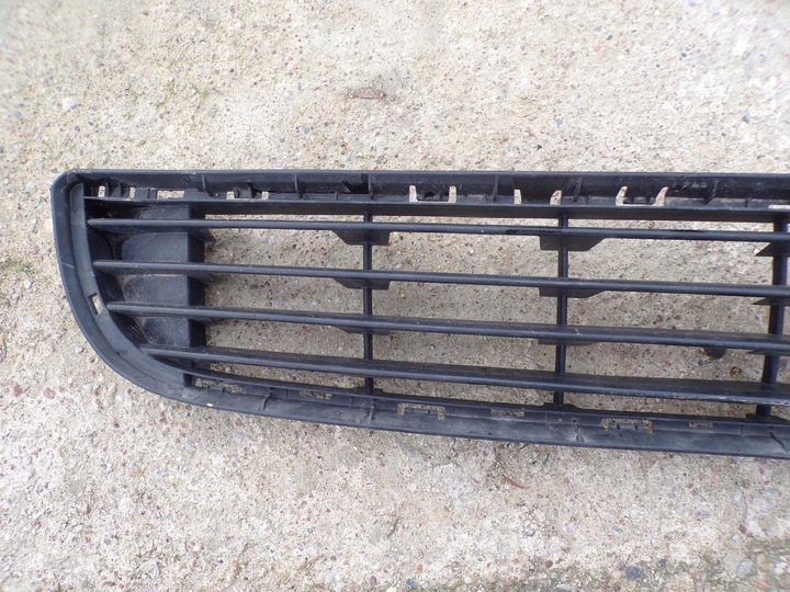 фото №8, Решётка бампера перед 9681519877 berlingo iii