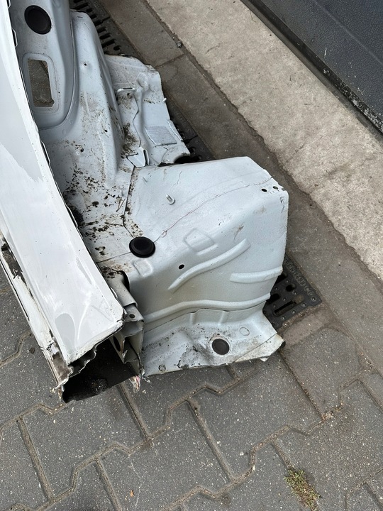 фото №13, Крыло правые зад, четверть зад, задняя правая mercedes w205 des, c149 sedan