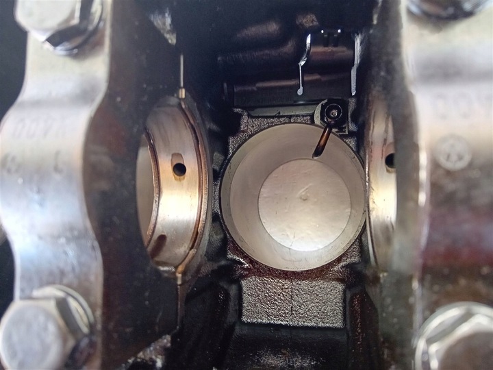 фото №11, Блок двигуна audi a3 8p tt a4 b7 a6 c6 2.0 tfsi bwa bwe bgb axx 06f103021d