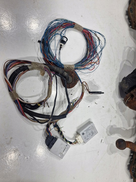 фото №8, Bmw 3 e91 hak буксировочный электрический комплект вестфалия 6784583