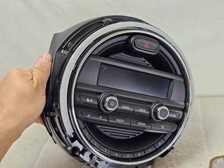 фото №3, Радіо зчитувач cd рамка захист mini cooper f55 f56 f57 9367672 mrbe303d