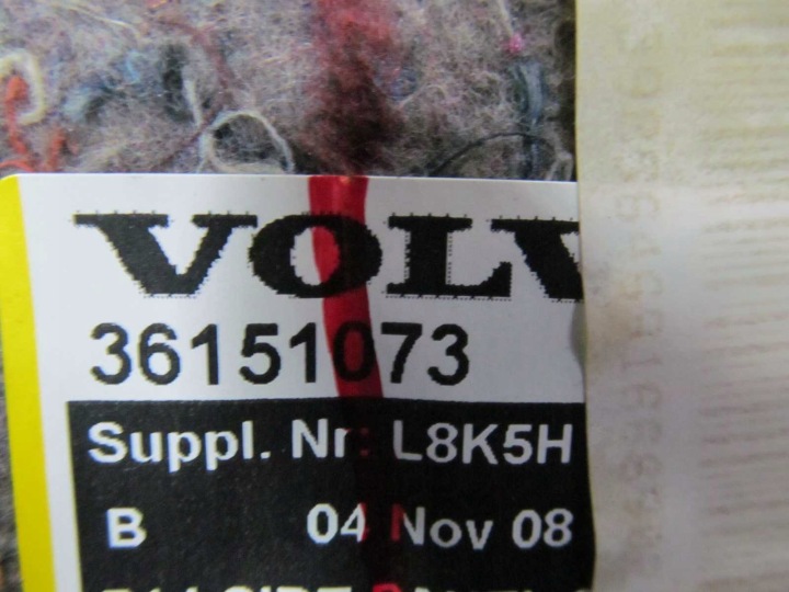 фото №8, Volvo c30 обшивки салона (дверные карты) багажника зад правое 36151073 06-13