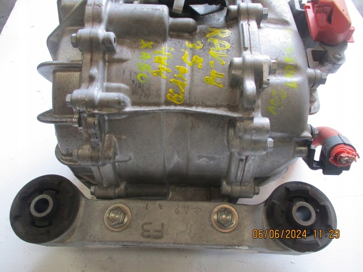 фото №6, Диференціал привід двигун зад toyota rav 4 v 2,5hyb 4x4 20r tz215-x001