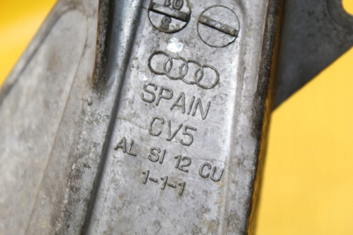 фото №5, Лапи поддержка двигателя 8e0199308a passat b5 fl 2.0b