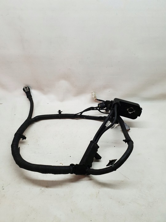 фото №5, Hyundai ix35 09-15 установка клема плюсова акумулятора 91850-2y110