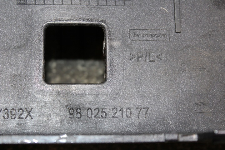 фото №9, Peugeot 2008 13-16 бампер перед переднее 9802521077 6xpdc