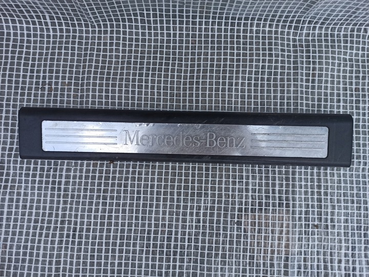 фото №1, Mercedes ml w164 05-11 планка порогова накладка права перед a1646803435