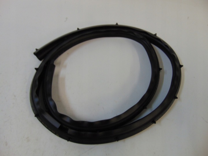 фото №1, Vw polo v 3 дверь прокладка дверь правая 6r3837698b