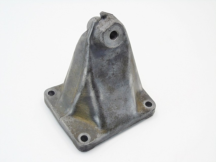 фото №1, Лапи двигателя 2.0 b mercedes класс e200 w210 s210 6041220004