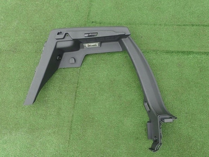 фото №12, Vw sportsvan обшивки зад 510867761a 510867762b