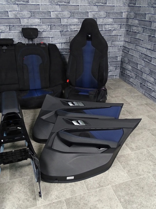 фото №9, Bmw f40 сиденья диван обшивки туннель средство салон m performance алькантара