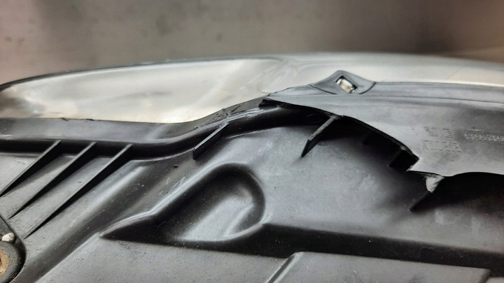 фото №7, Фара левый bi-xenon 3c0941751k vw passat b6 05-10r