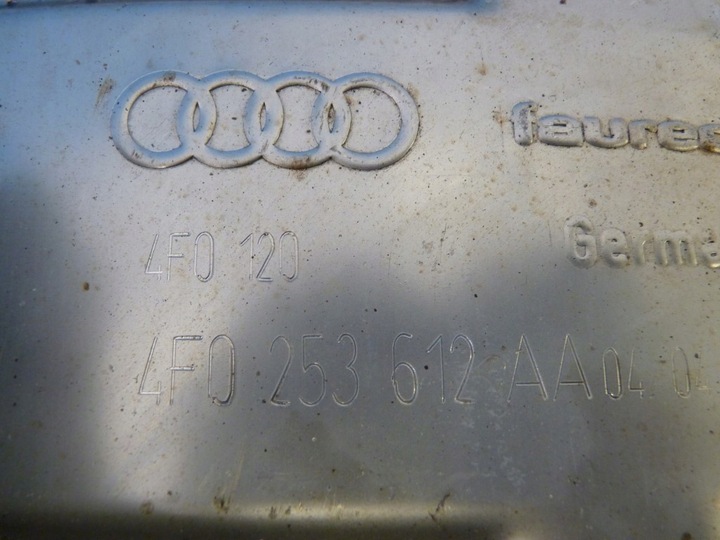 фото №4, Audi a6 c6 глушник правий вихлоп 3.0 tdi 4f0253612aa