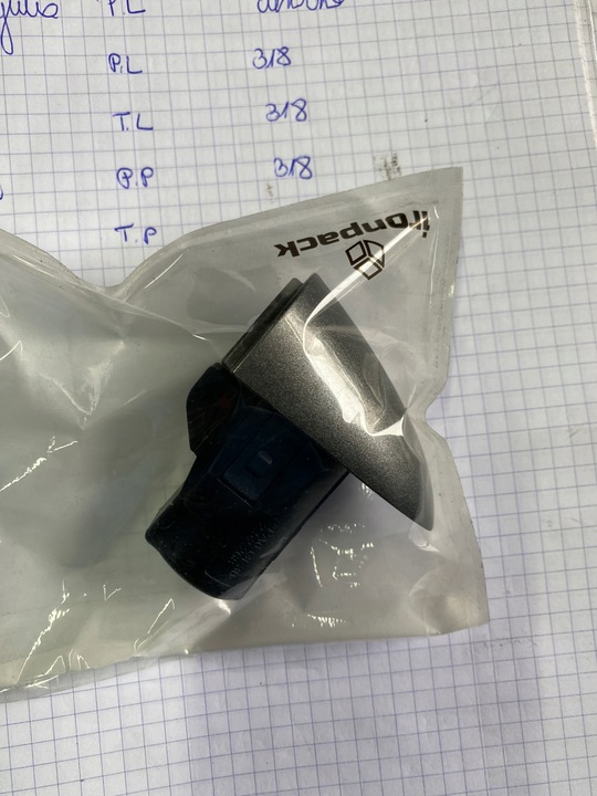 фото №1, 62 alfa romeo giulia заглушка ручка замка зад r