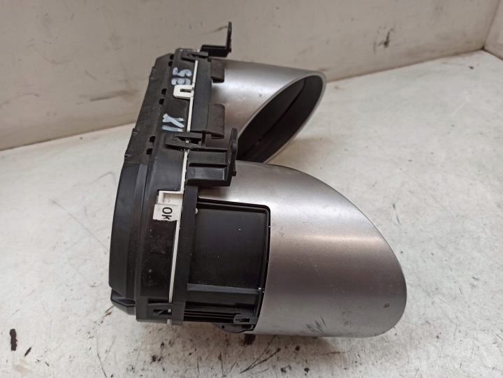 фото №6, Hyundai ix35 1.7 crdi панель приборов 94009-2y760