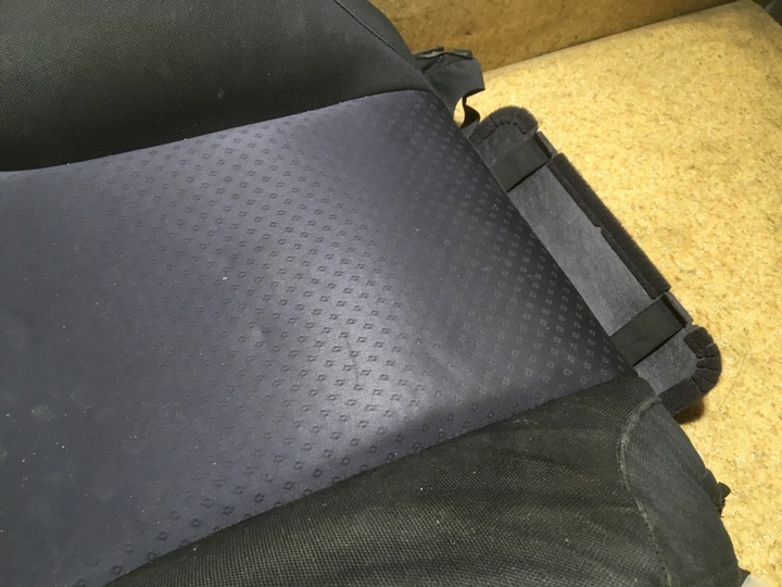 фото №5, Спинка сидіння праві матеріал lexus is 220 250