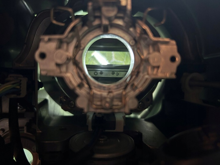 фото №12, Комплект лампа перед toyota avensis t27 bi ксенон дорестайлинг