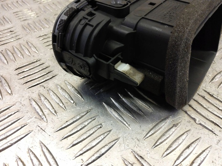 фото №9, Hyundai kona i 2023 насадки / решётки среднего воздуховод панели распределительной