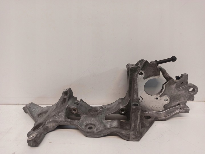 фото №1, Audi a6 c7 лапи генератора 04l903143b