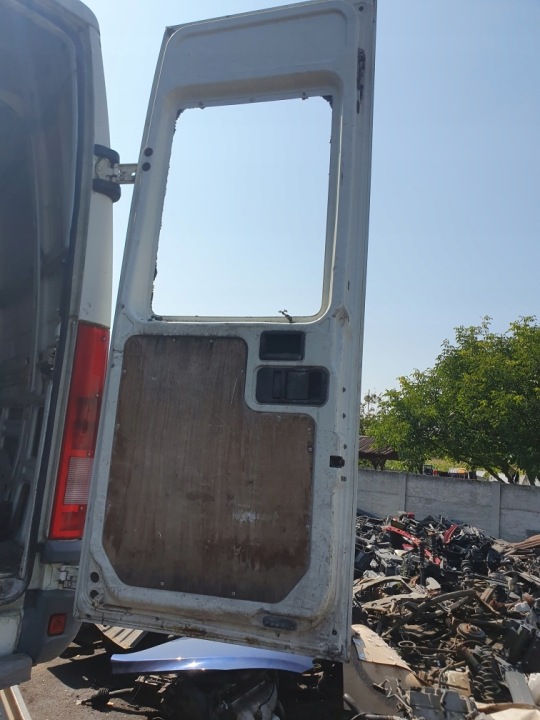 фото №10, Крышка клапанов 2.3 jtd hpi iveco daily iii 2000-2006