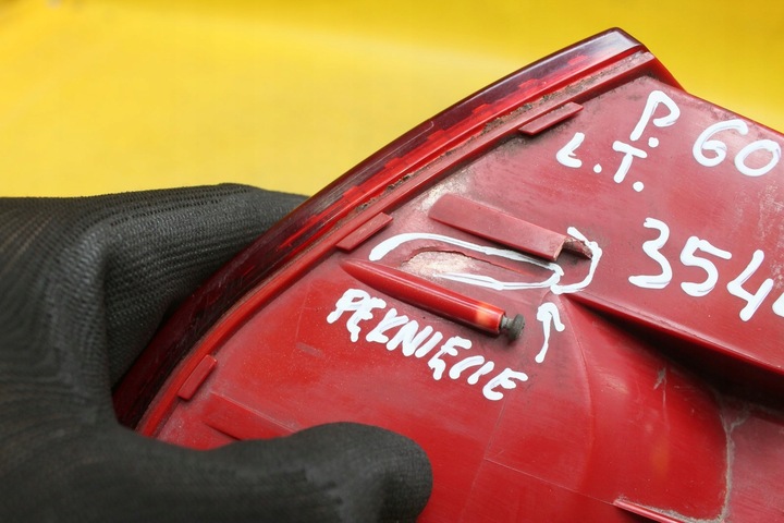 фото №7, Лампа лівий зад peugeot 607