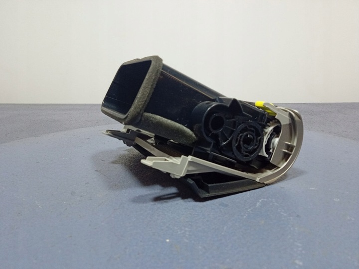 фото №12, Lexus is iii xe30 годинник ґрати повітропровід перед передні kpl 55670-53140