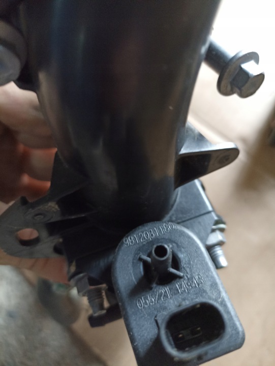 фото №8, Peugeot 3008 ii 5008 ii 2008 ii citroen шланг повітря труба 1.5 bluehdi