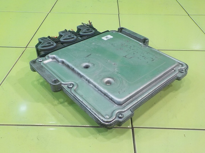 фото №5, Mitsubishi outlander ii 2.2 d 08r 5d блок управления компьютер двигателя 0281013666