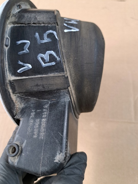 фото №2, Кришка заливання пального vw passat b5 1,9 tdi універсал lb9a 3b0809857a