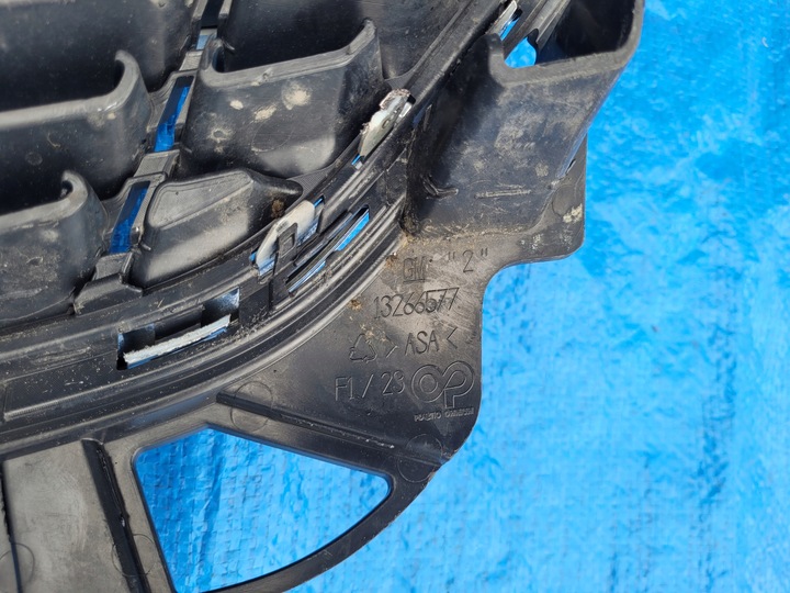 фото №15, Запчастини | astra j решітка радіатора решітка планка хром бампера перед 13266577