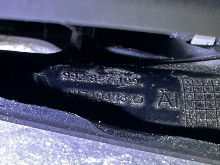 фото №9, Porsche 992 taycan захист корпус дзеркало lh 992857527 992857109