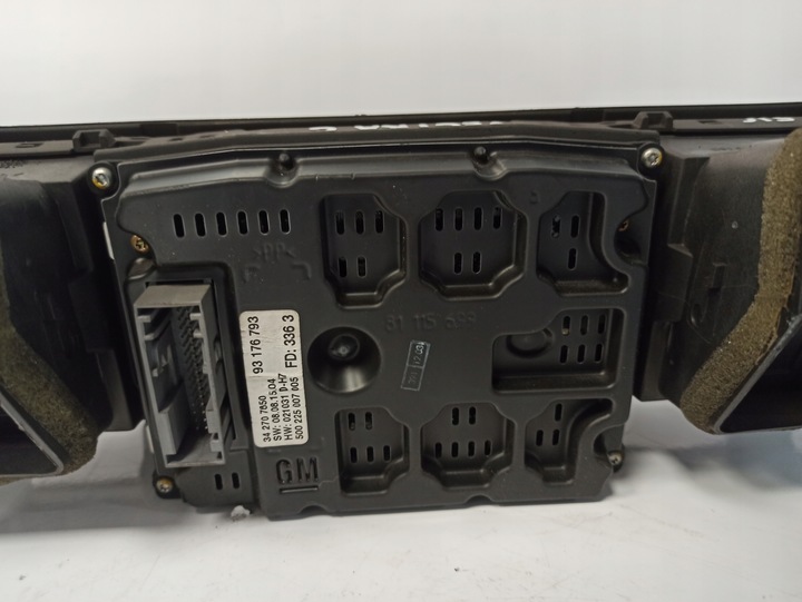 фото №9, Opel vectra c дисплей повітроводи 13117636 342707650