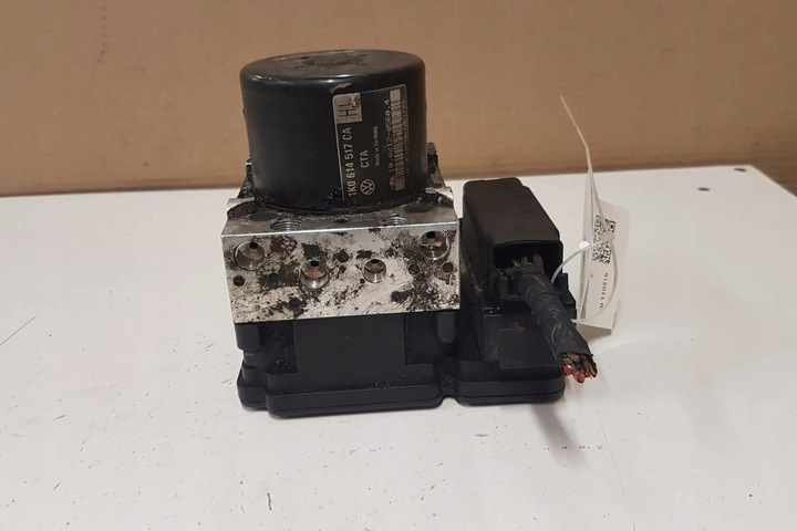 фото №8, Насос abs vw golf vi 5k1 1k0614517ca 1.6l дизель 2009