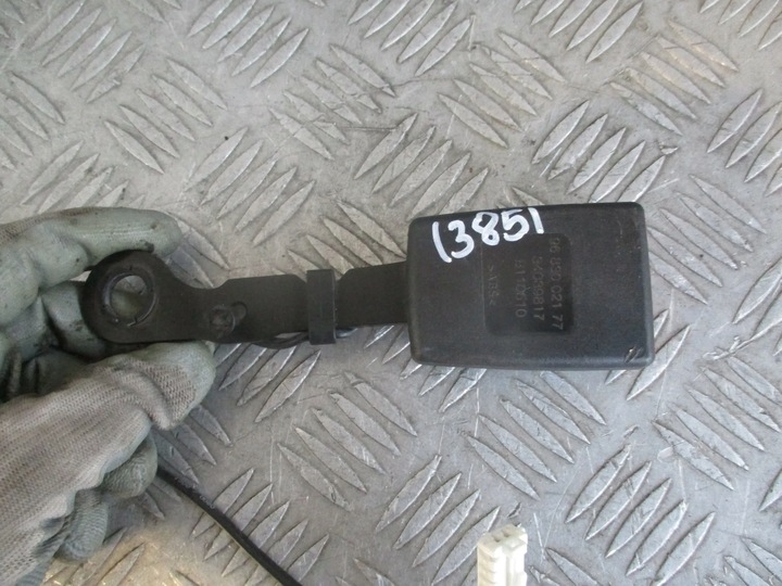 фото №7, Застібка ременя праві зад peugeot 5008 i 2.0 hdi 09-17 r.