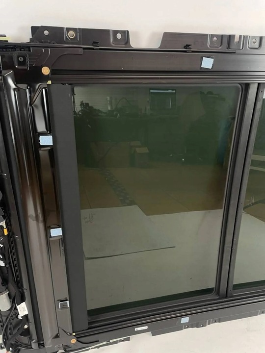 фото №11, Панорама люк крыша ролетка ram v 1500 trx 21-24