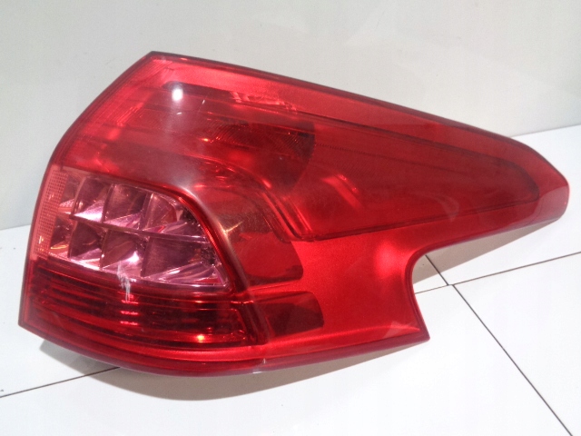 фото №1, Лампа правые зад citroen c5 iii универсал vp8x8x-13404-ax