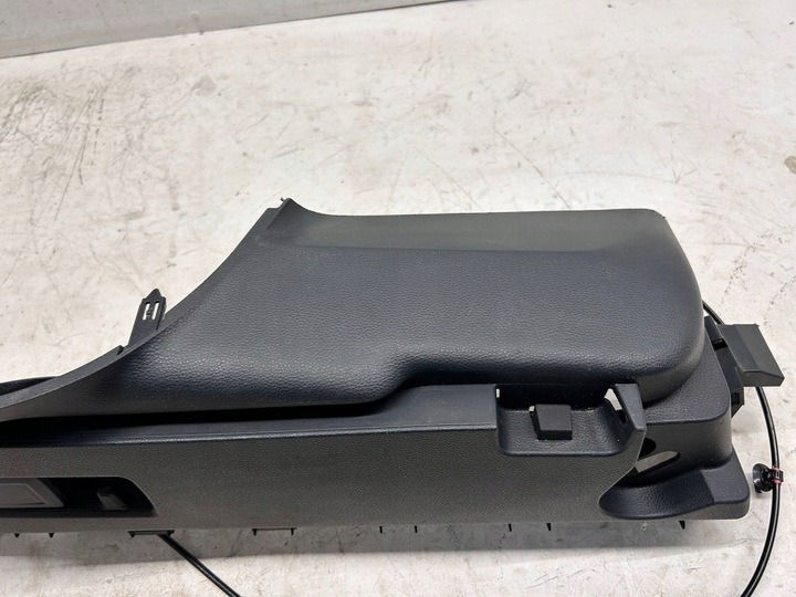 фото №7, Corolla e21 універсал боковина багажник лівий ліва верх bez led ручка