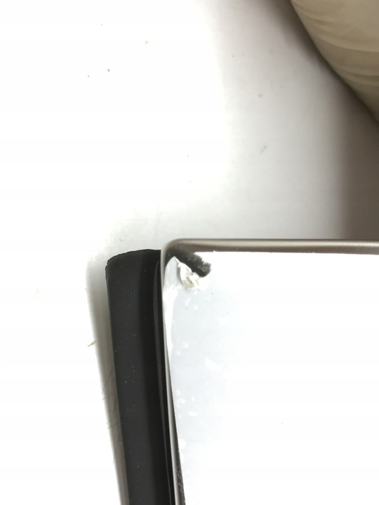 фото №8, Citroen c4 ii picasso планка дверь левая задняя 9826201080