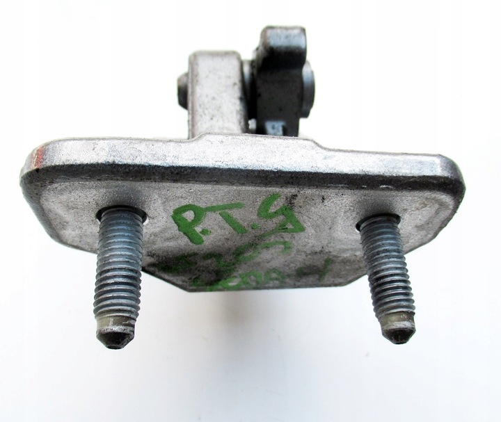 фото №1, Mercedes c-klasa w205 петля дверь правые зад