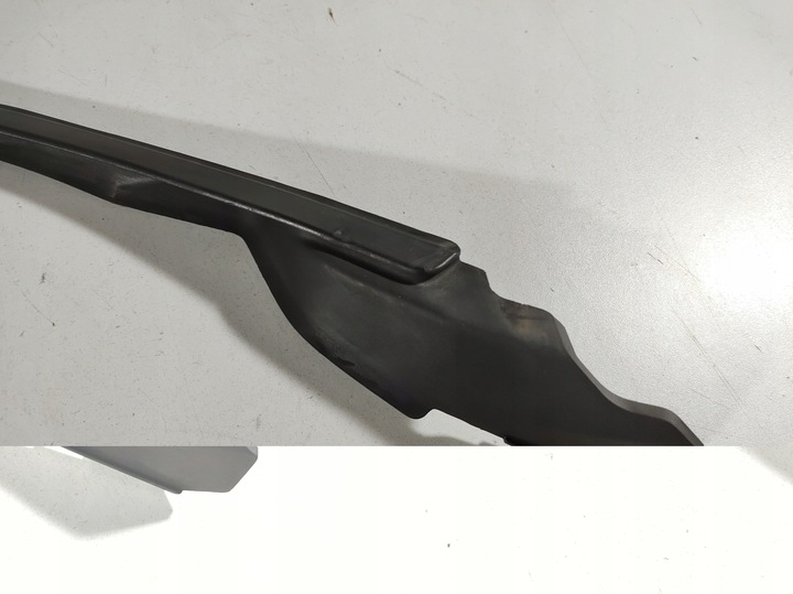 фото №7, Volvo v40 12- планка стёкла левая