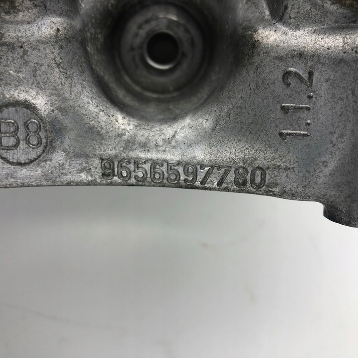 фото №7, Лапи кронштейн 2.2 peugeot citroen ford land rover