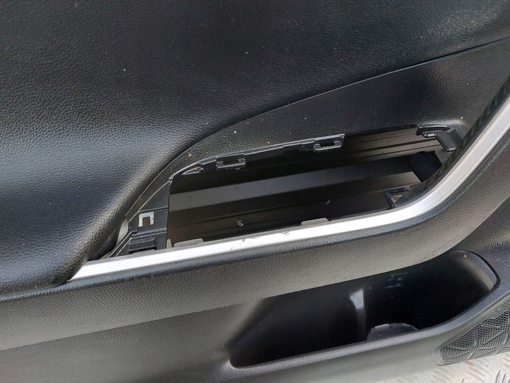 фото №8, Toyota rav4 v оббивка двері перед ліва права