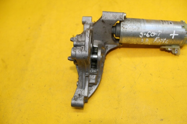 фото №6, Моторчик сиденья правый перед volvo s60 198397-104