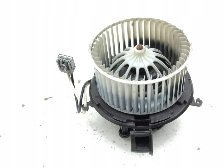 фото №9, Opel astra j 2011 подача воздуха воздуховод u7254002
