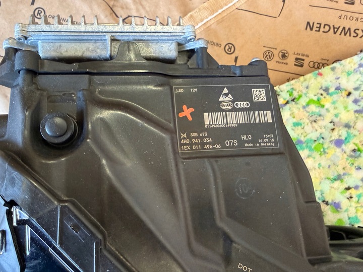 фото №9, Audi a8 d4 рестайлинг лампа лампы matrix левая правая оригинал комплект 4h0941033 usa